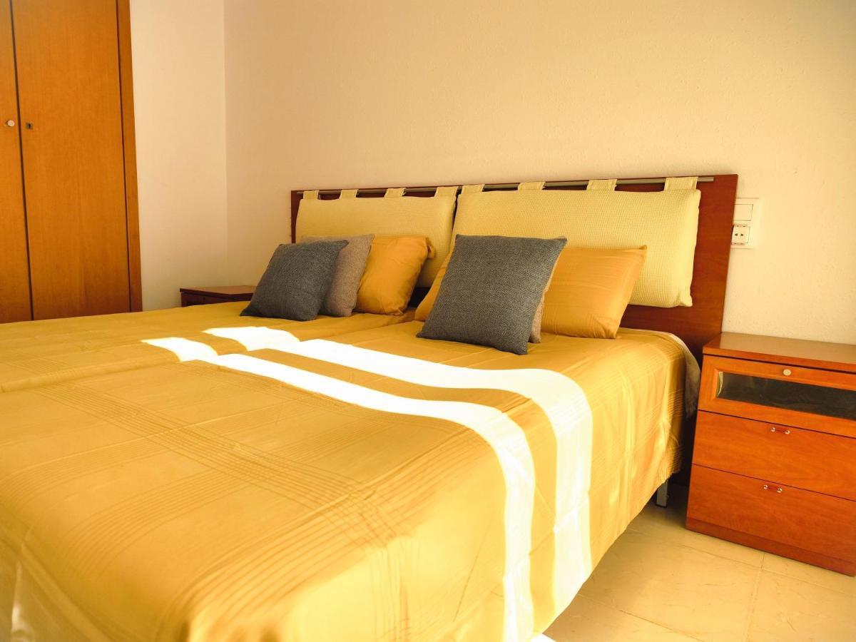 Luminoso Apartamento En Salou Con Terraza Y Parque Infantil Ideal Familias Eksteriør billede