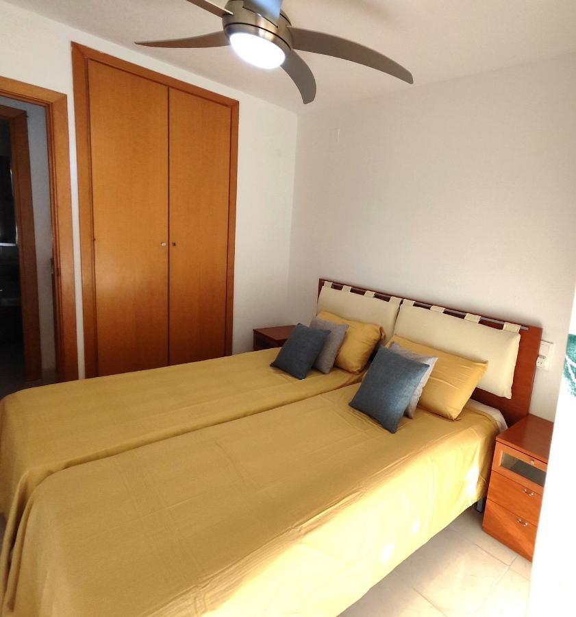 Luminoso Apartamento En Salou Con Terraza Y Parque Infantil Ideal Familias Eksteriør billede