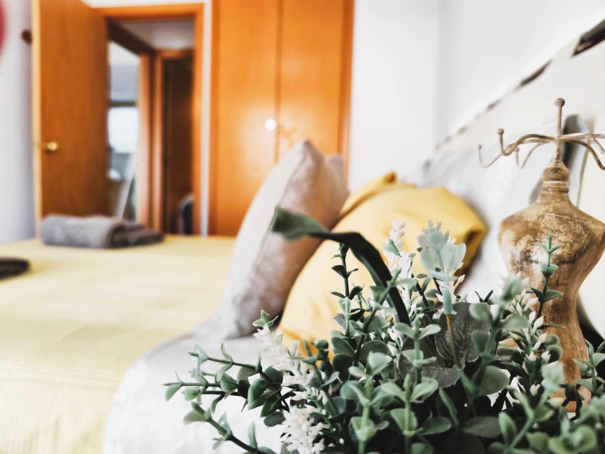 Luminoso Apartamento En Salou Con Terraza Y Parque Infantil Ideal Familias Eksteriør billede