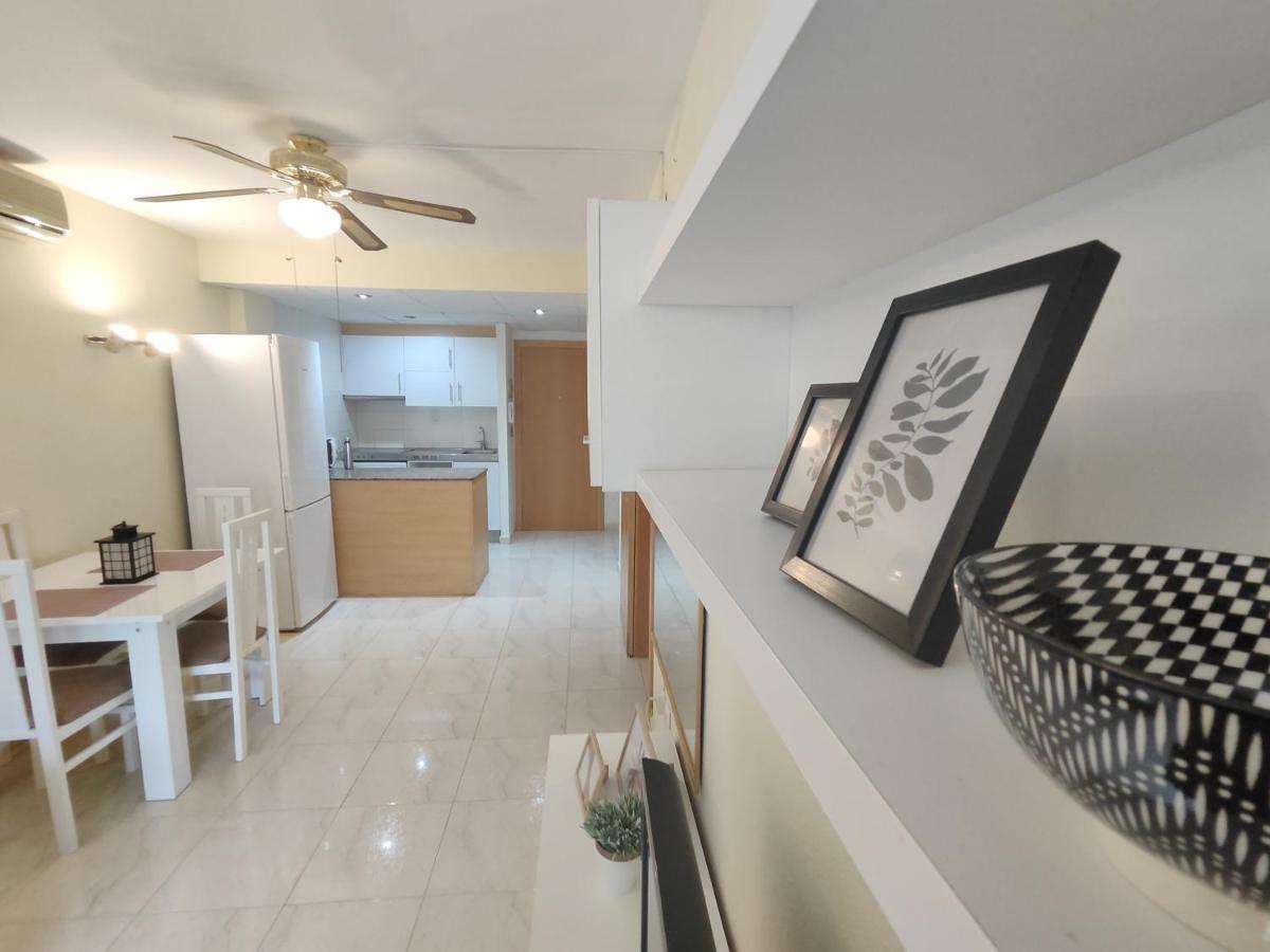 Luminoso Apartamento En Salou Con Terraza Y Parque Infantil Ideal Familias Eksteriør billede