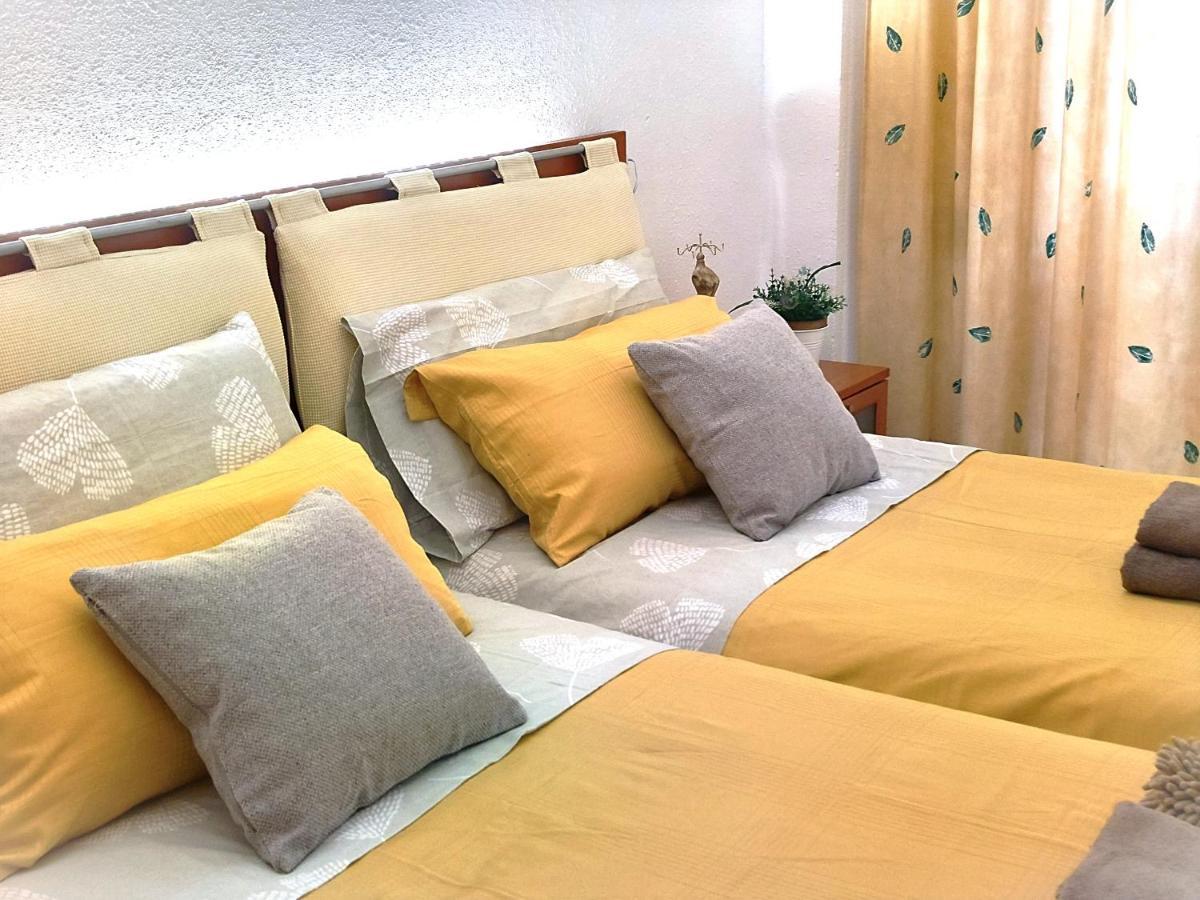 Luminoso Apartamento En Salou Con Terraza Y Parque Infantil Ideal Familias Eksteriør billede