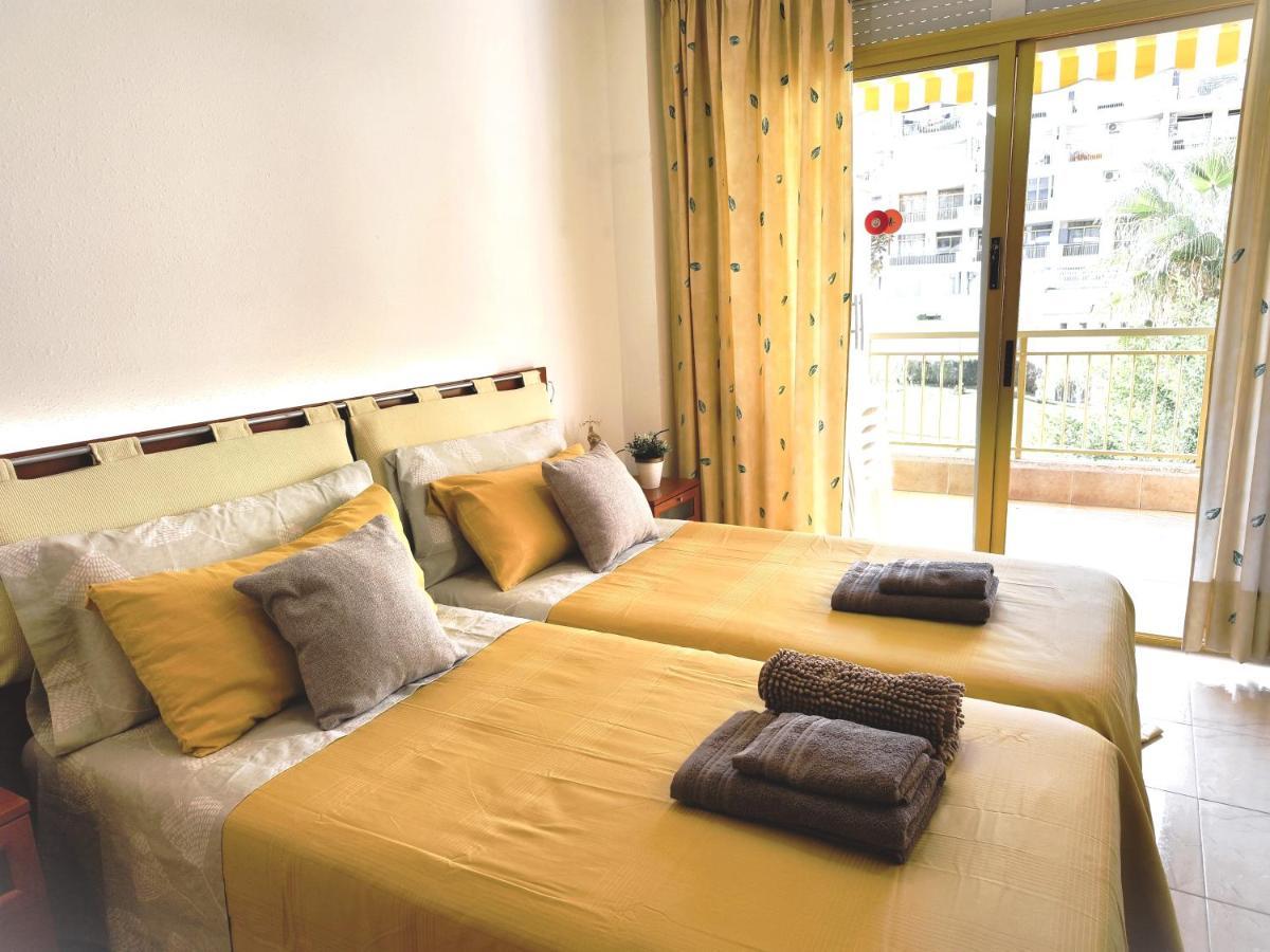 Luminoso Apartamento En Salou Con Terraza Y Parque Infantil Ideal Familias Eksteriør billede