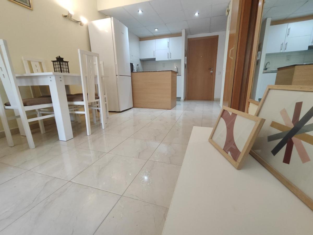 Luminoso Apartamento En Salou Con Terraza Y Parque Infantil Ideal Familias Eksteriør billede